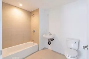 1009 E 29th St, Los Angeles, CA 90011 - Photo 11