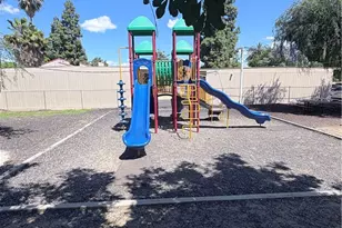 134 Racquet Club, Compton, CA 90220 - Photo 29