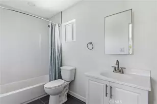8040 Ranchito Ave, Panorama City, CA 91402 - Photo 33
