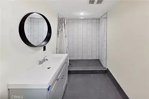 8040 Ranchito Ave, Panorama City, CA 91402 - Photo 55