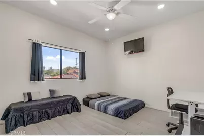 10943 Laurel Canyon #B9, San Fernando, CA 91340 - Photo 27