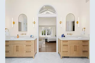 2300 John Street, Manhattan Beach, CA 90266 - Photo 17