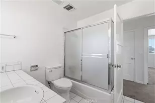 10517 Cushdon Ave, Los Angeles, CA 90064 - Photo 29