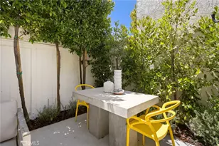 125 S Broadway, Redondo Beach, CA 90277 - Photo 15