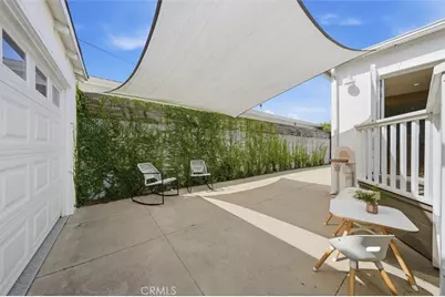 8410 Alverstone Avenue, Los Angeles, CA 90045 - Photo 35