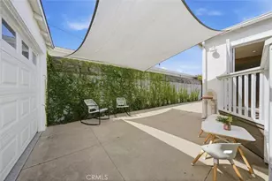 8410 Alverstone Ave, Los Angeles, CA 90045 - Photo 35