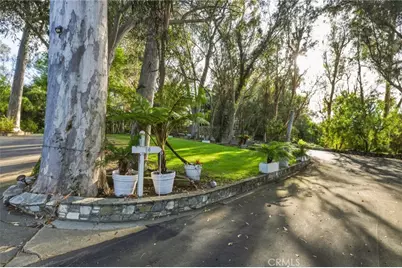 16 Johns Canyon Road, Rolling Hills, CA 90274 - Photo 3