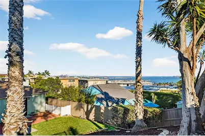 765 W 30th Street, San Pedro, CA 90731 - Photo 3