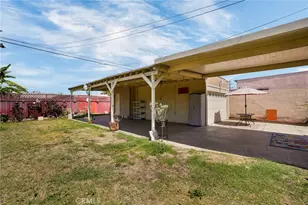 9417 S Harvard Blvd, Los Angeles, CA 90047 - Photo 17