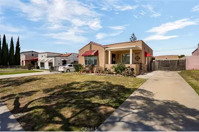 9417 S Harvard Boulevard, Los Angeles, CA 90047 - Photo 19