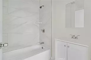 11513 Berendo, Los Angeles, CA 90044 - Photo 11