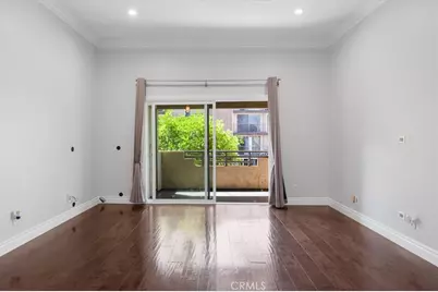 421 W 6th #208, Long Beach, CA 90802 - Photo 9