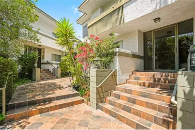 10445 Eastborne Avenue #106, Los Angeles, CA 90024 - Photo 17