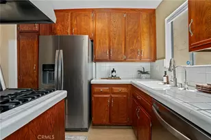 10445 Eastborne Ave, Los Angeles, CA 90024 - Photo 9