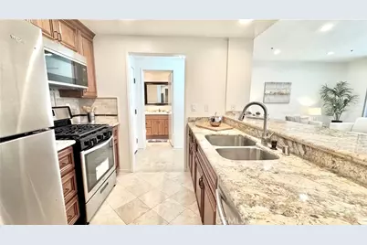 2571 Plaza Del Amo #212, Torrance, CA 90503 - Photo 5