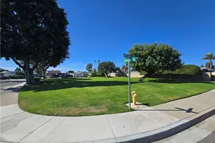 14352 Kipling Ln, Tustin, CA 92780 - Photo 41