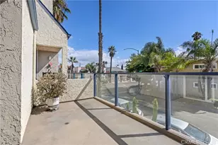 1 3rd Pl, Long Beach, CA 90802 - Photo 13