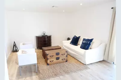2640 Dalton Avenue, Los Angeles, CA 90018 - Photo 13