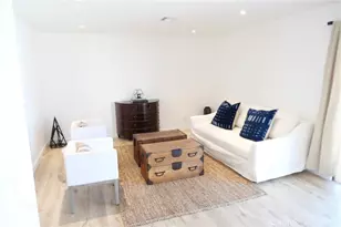 2640 Dalton Ave, Los Angeles, CA 90018 - Photo 13