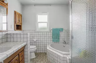 203 E Sycamore Ave, El Segundo, CA 90245 - Photo 13