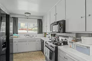 203 E Sycamore Ave, El Segundo, CA 90245 - Photo 7