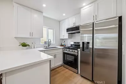 11722 Avon Way #103, Los Angeles, CA 90066 - Photo 7