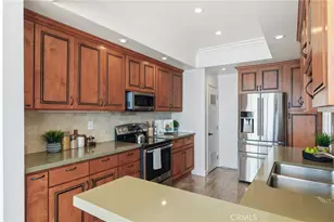 727 Esplanade, Redondo Beach, CA 90277 - Photo 17
