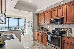 727 Esplanade, Redondo Beach, CA 90277 - Photo 13