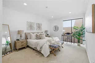727 Esplanade, Redondo Beach, CA 90277 - Photo 23
