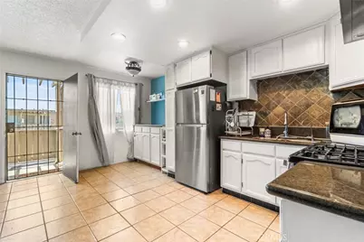 3325 Santa Fe Avenue #110, Long Beach, CA 90810 - Photo 5
