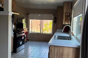 20002 Tajauta, Carson, CA 90746 - Photo 5