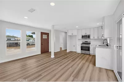 173 W 232nd Pl, Carson, CA 90745 - Photo 9
