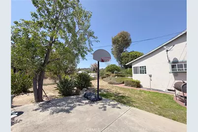 1231 Meadowland, La Habra Heights, CA 90631 - Photo 19