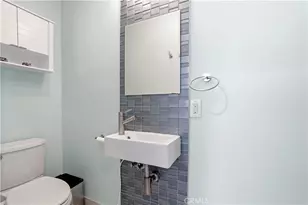 129 N Crescent Heights, Los Angeles, CA 90048 - Photo 33