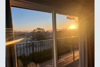 807 El Redondo Avenue, Redondo Beach, CA 90277 - Photo 1