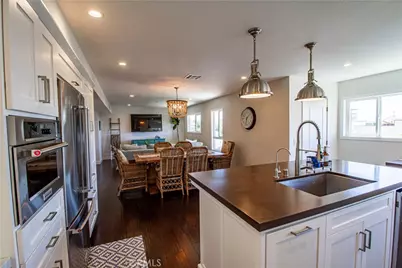 807 El Redondo Avenue, Redondo Beach, CA 90277 - Photo 1
