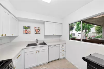 15020 Victory Boulevard #104, Van Nuys, CA 91411 - Photo 15