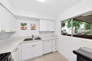 15020 Victory Blvd, Van Nuys, CA 91411 - Photo 15