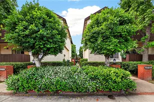 15020 Victory Blvd, Van Nuys, CA 91411 - Photo 1