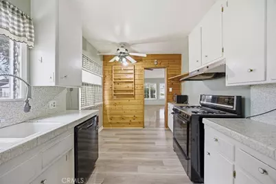 16718 Cerise Avenue, Torrance, CA 90504 - Photo 9
