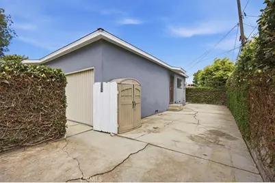 16718 Cerise Avenue, Torrance, CA 90504 - Photo 23