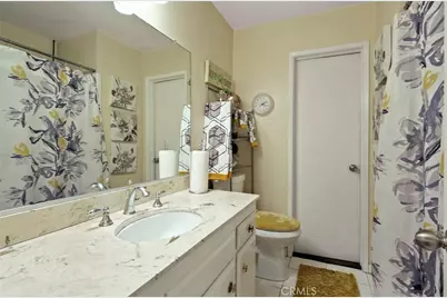 240 W Queen Street #9, Inglewood, CA 90301 - Photo 17