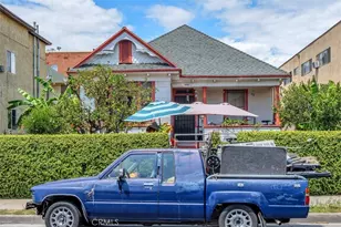 2261 W 15th St, Los Angeles, CA 90006 - Photo 1