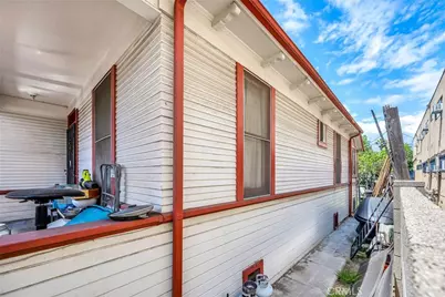 2261 W 15th Street, Los Angeles, CA 90006 - Photo 7