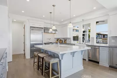 826 18th Street, Hermosa Beach, CA 90254 - Photo 9