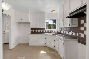 3221 W 113th St, Inglewood, CA 90303 - Photo 11