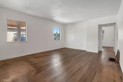 3221 W 113th Street, Inglewood, CA 90303 - Photo 5