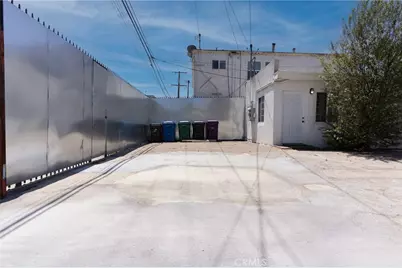 2172 Pacific, Long Beach, CA 90806 - Photo 35