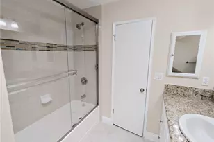22336 Saticoy, Canoga Park, CA 91303 - Photo 19