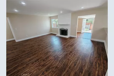 22336 Saticoy, Canoga Park, CA 91303 - Photo 3